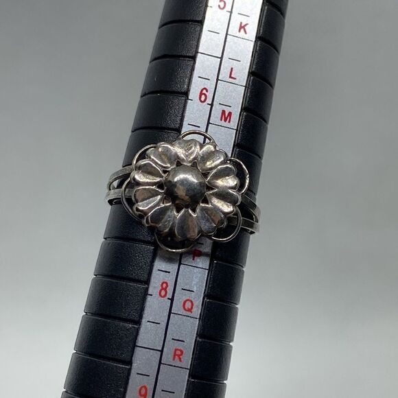 💛 925 Vintage Handmade Flower Ring *Tarnished* - Picture 5 of 5